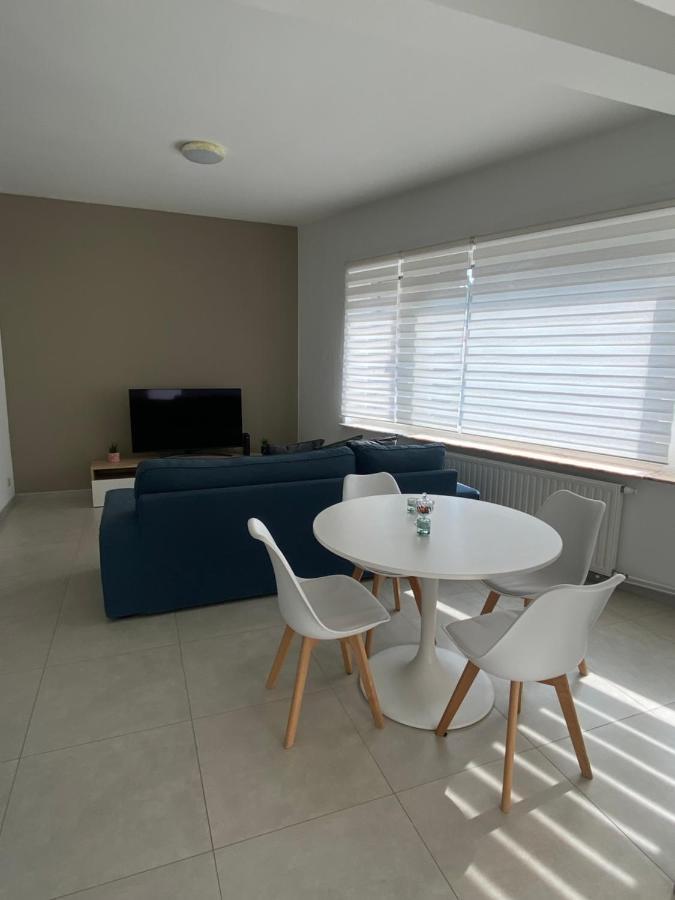 1-E Superbe Appartement Lumineux Charleroi Exterior foto