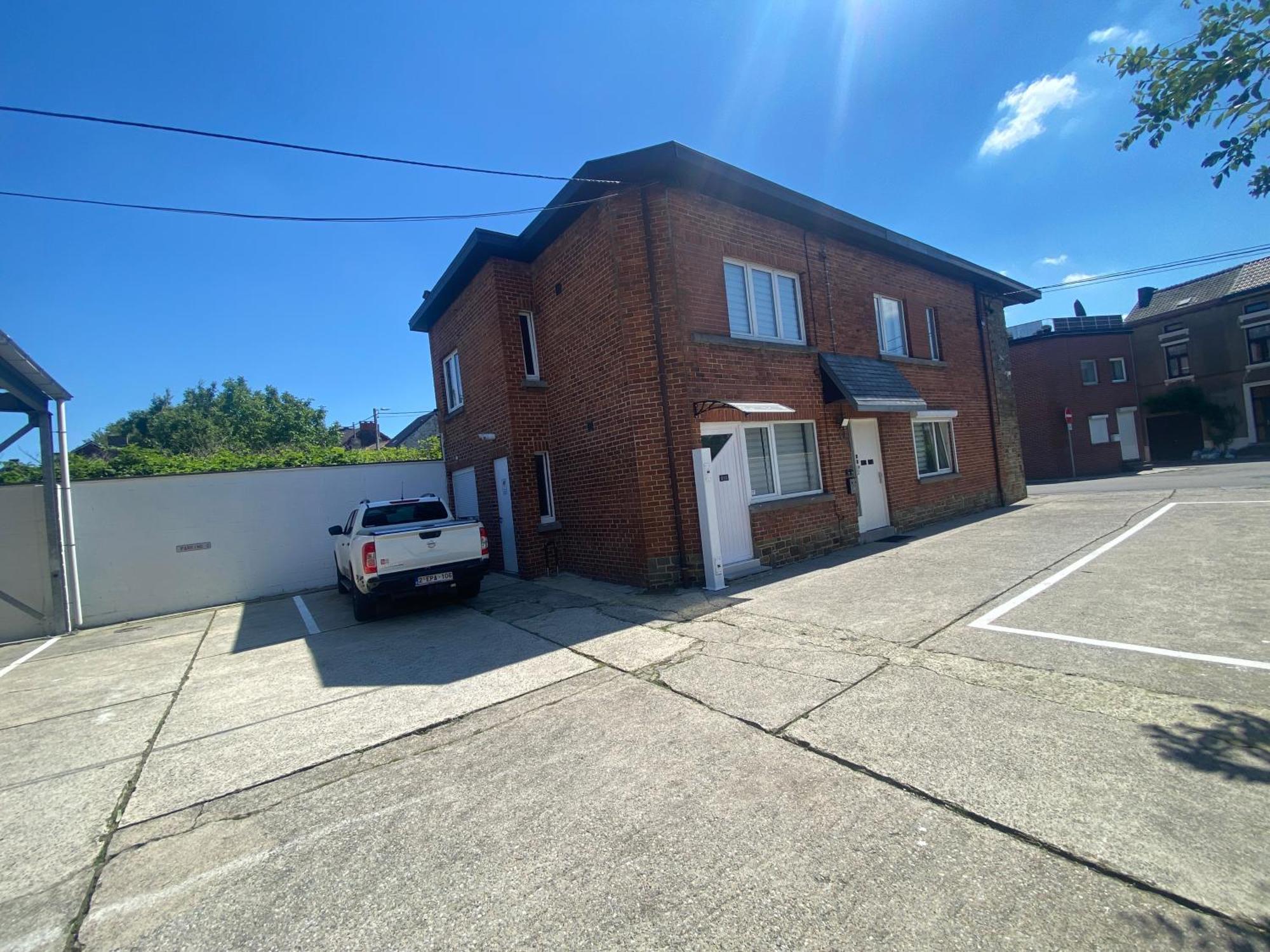 1-E Superbe Appartement Lumineux Charleroi Exterior foto